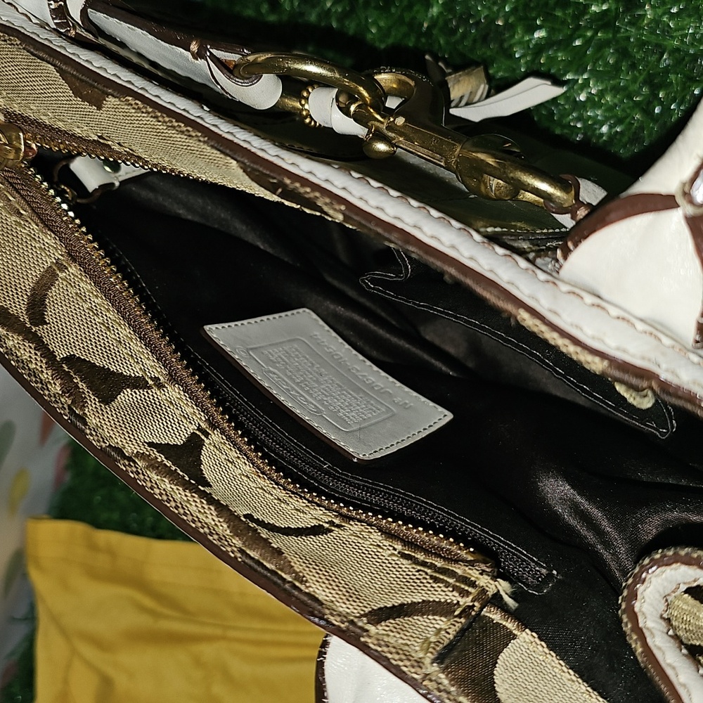Coach 2006 Medium Carry All Monogram Verge Of VINTAGE - Picture 8 of 9